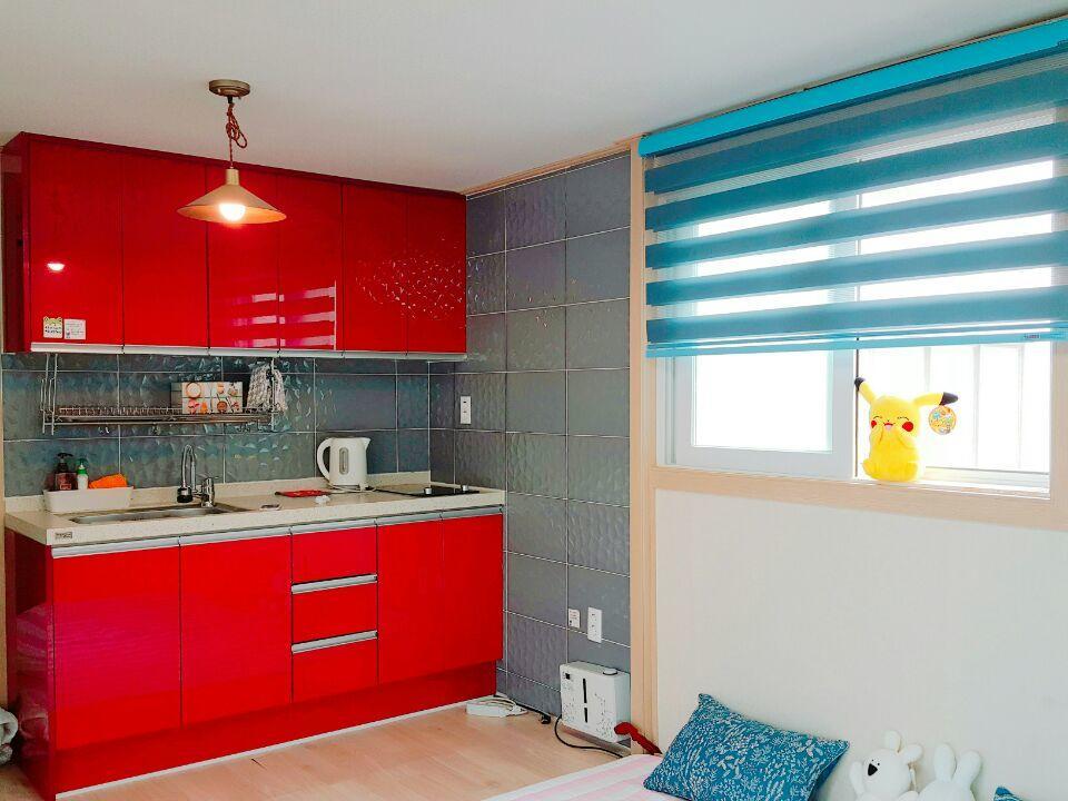 Yours Guesthouse In Tongyeong Exterior foto